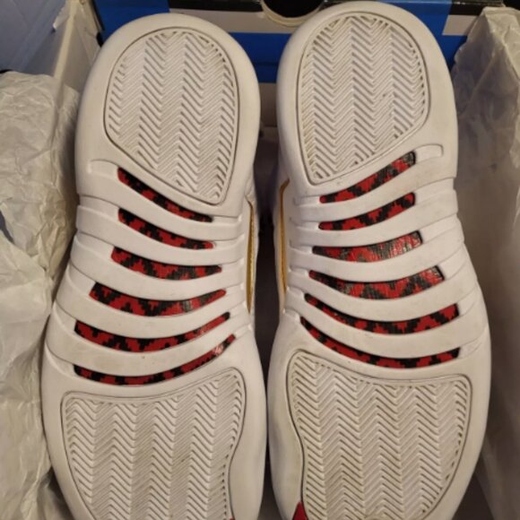 Air Jordan 12 Retro FIBA 2019 - Picture 3 of 4